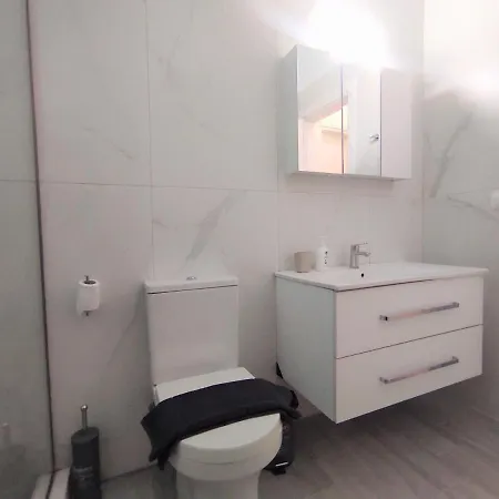 Casa Elegante Semesterbostad *